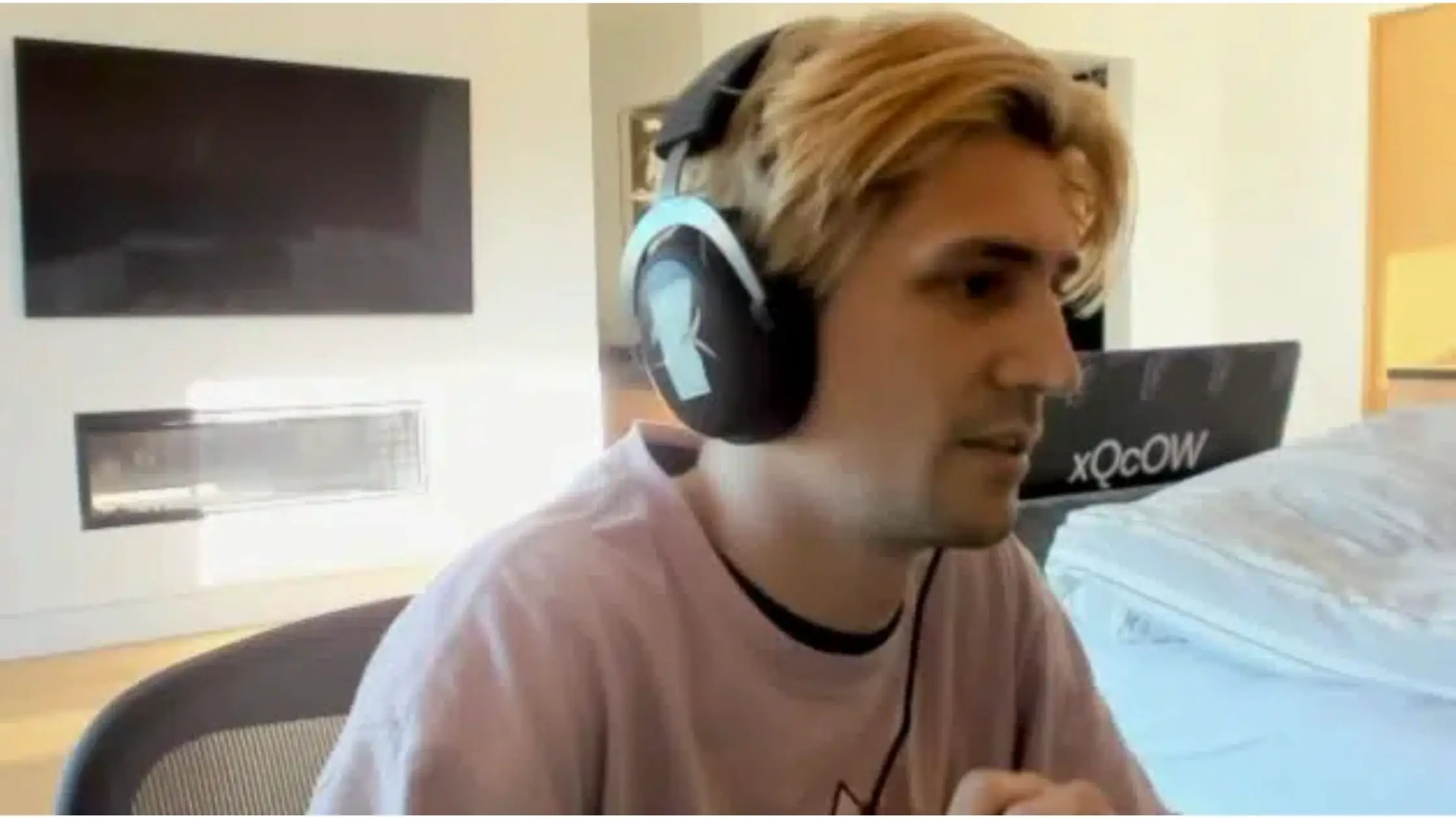 xQc-is-forced-to-relocate-again-after-multiple-technical-issues-in-la